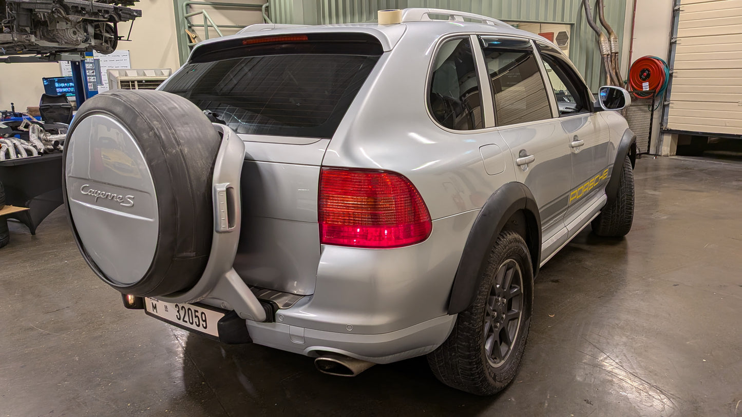 Porsche Cayenne Gen1  Fender Flares